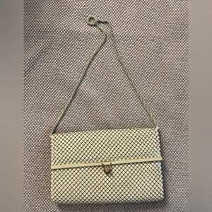 Vintage cream color shoulder bag